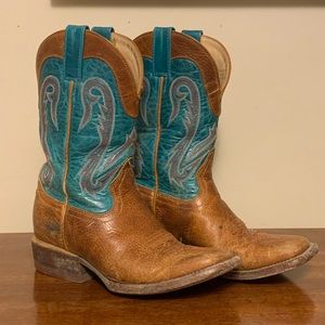 Boy Boots - square toe